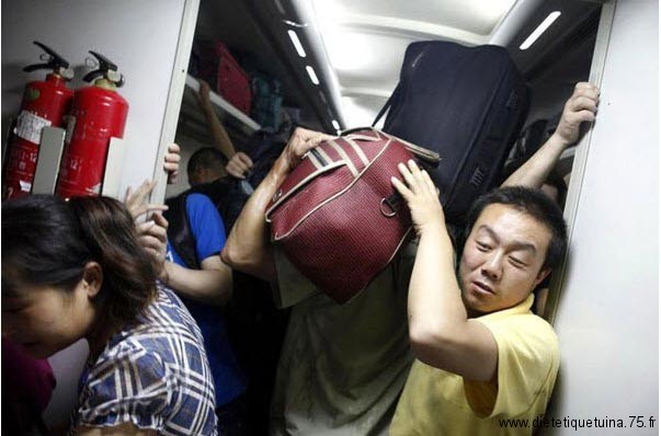 Sortir du train est aussi difficile! Prendre le train en Chine