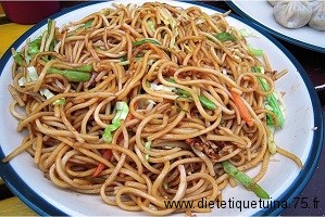 Plat de nouilles chinoise