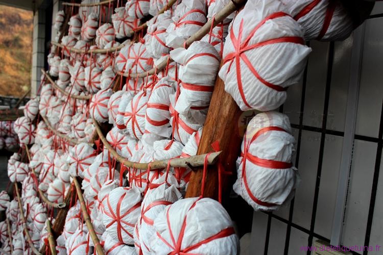 Séchage de la fécule de kuzu Fécule de kuzu en sechage